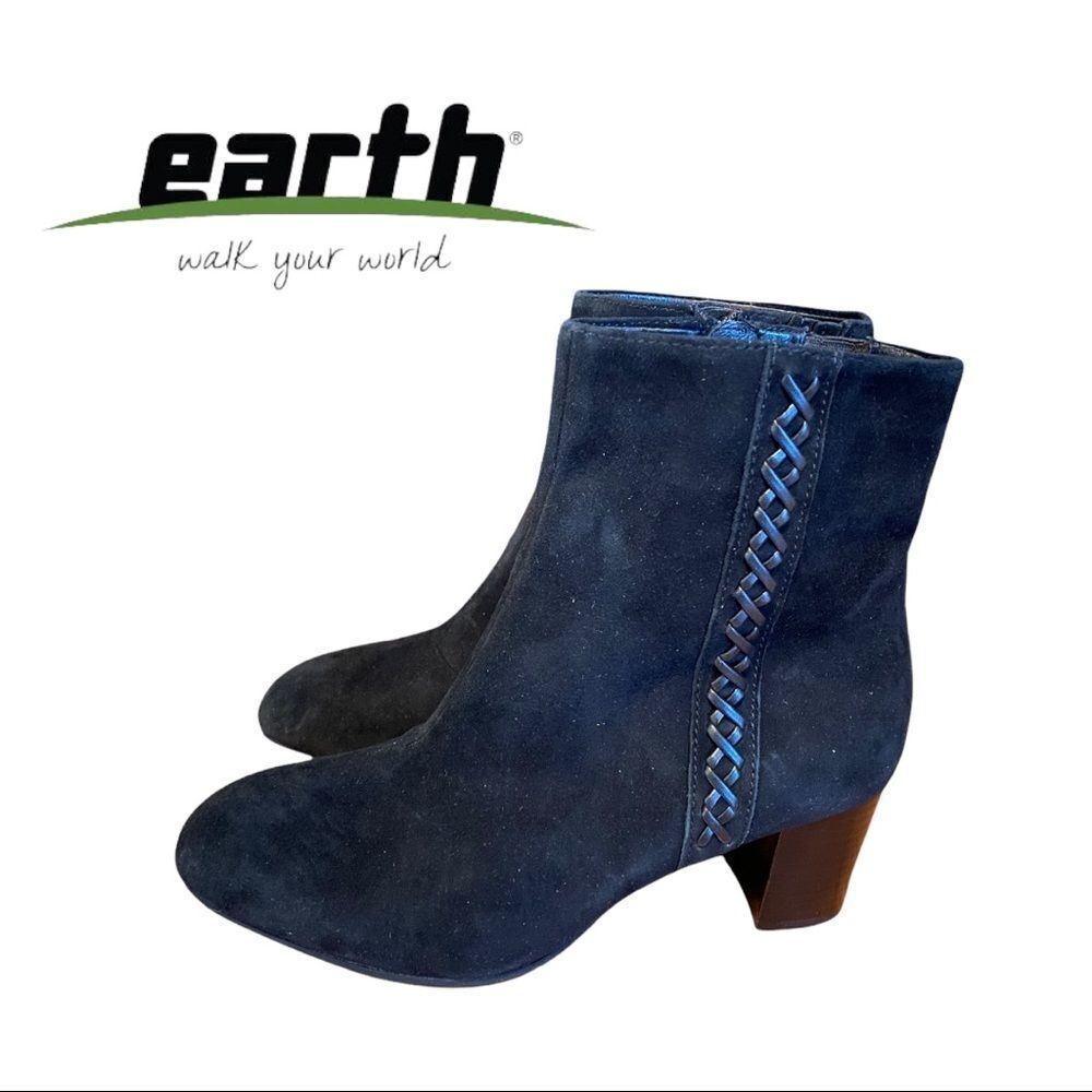 Earth "Sparta" Black Suede Braided Zipper Heeled Ankle Boots Booties 9